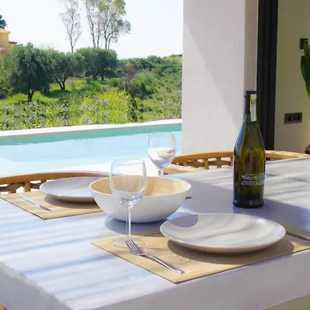 Melia Villa Szpartiá